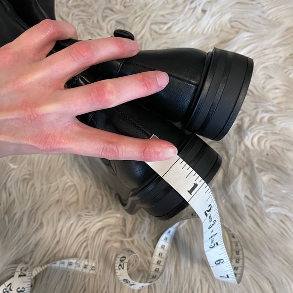 New | White Mountain | Black Boots - Picture 13 of 15